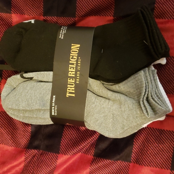 True Religion Quater's Socks - Picture 1 of 3